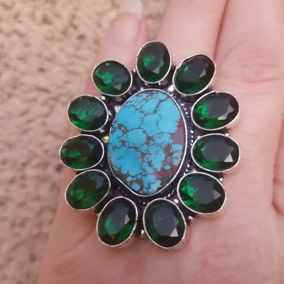 New Tibetan Turquoise and Chrome Diopside 925 Silver Statement Ring. - Picture 9 of 12